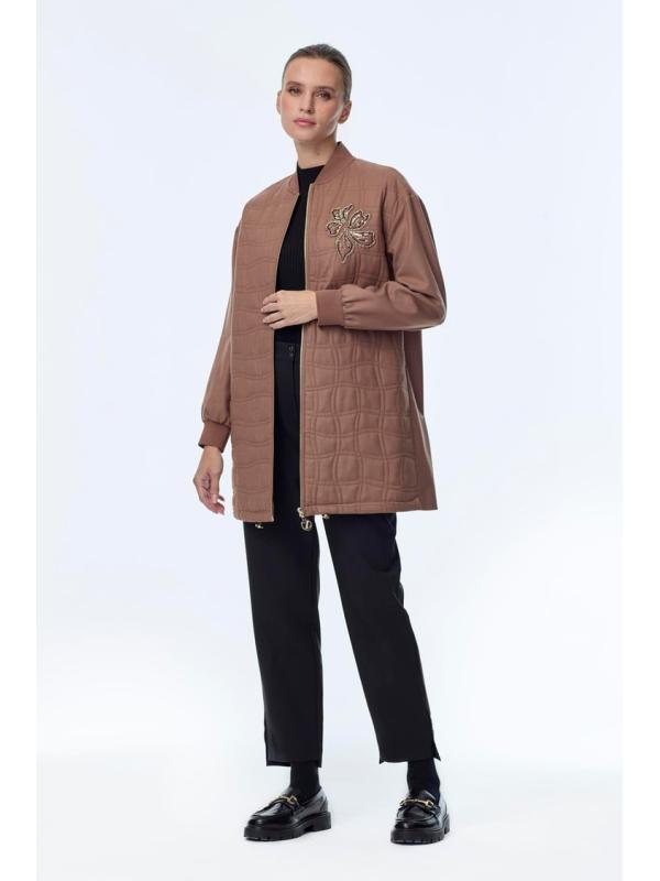 Veste matelassée à motifs zippés vanille C-0150