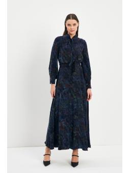 Robe longue bleu marine détaillée à col à motifs E-0444 