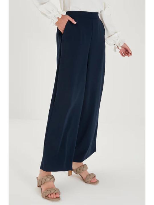 P-0013 TRAPHY PANTOLON