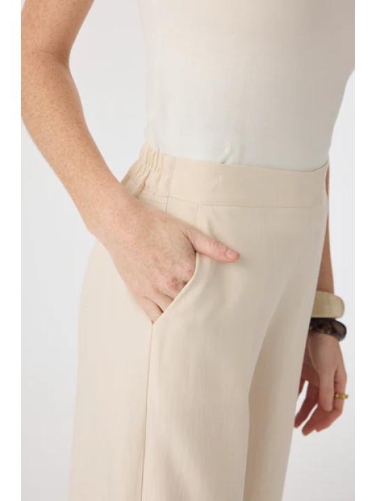 P-0013 TRAPHY PANTOLON