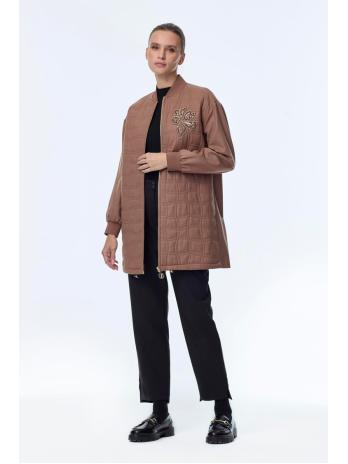 Veste matelassée à motifs zippés vanille C-0150