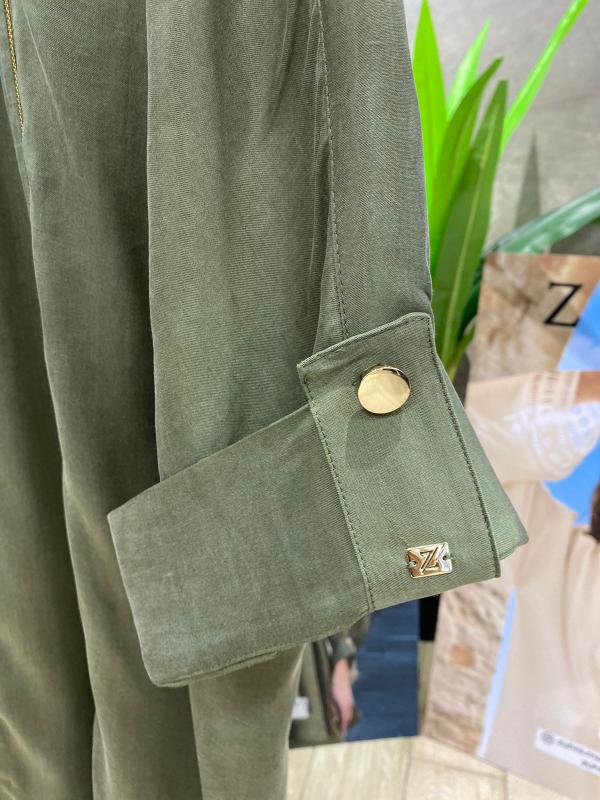  Ensemble deux pièces Col chemise zippé et détail des manches TK-1517