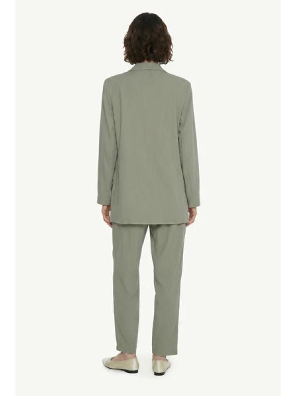 Ensemble détaillé d’accessoires de col Blazer Ensemble thé Sage 1952 