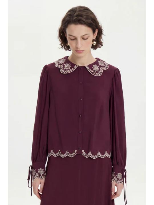 ensemble Costume bourgogne à col rond détaillé 1844 